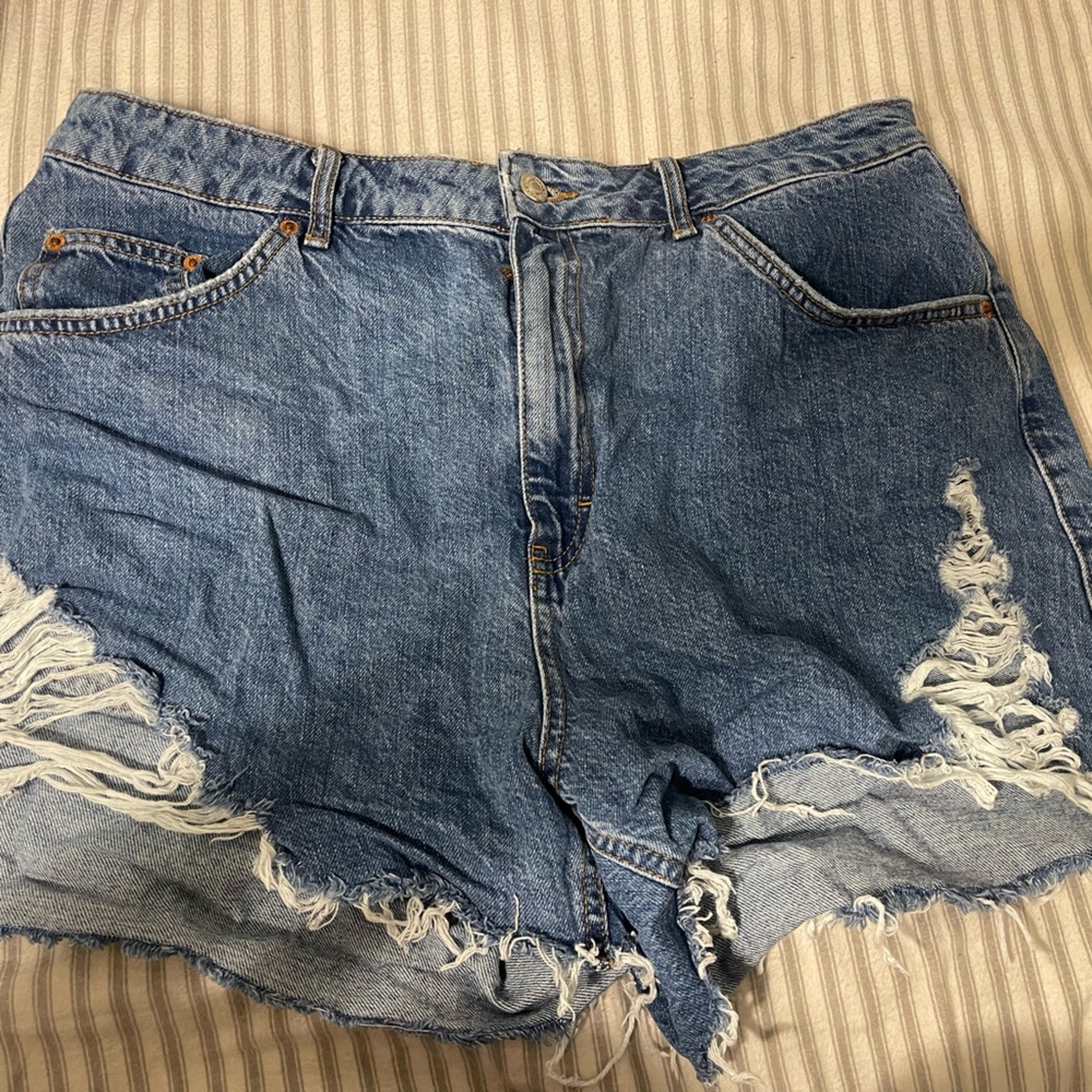Top shop shorts